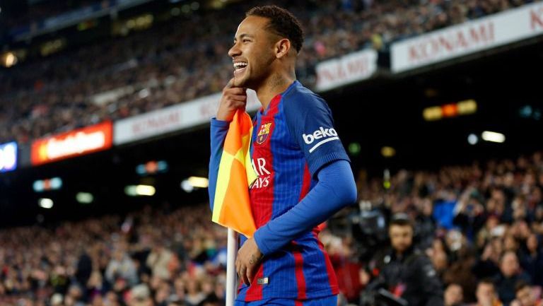 Neymar celebra un gol con el Barcelona