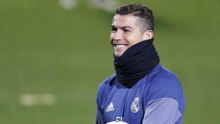 Cristiano Ronaldo durante un entrenamiento con el Real Madrid