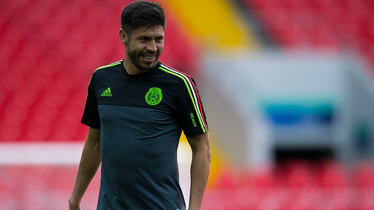 Oribe Peralta en entrenamiento del Tri