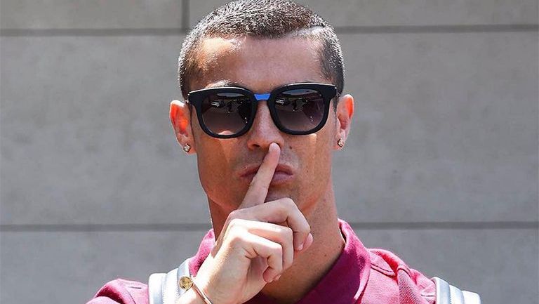 Cristiano Ronaldo pide silencio 