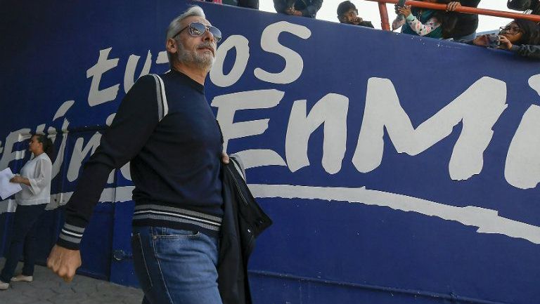Jesús Martínez, durante el primer juego de la Liga MX Femenil