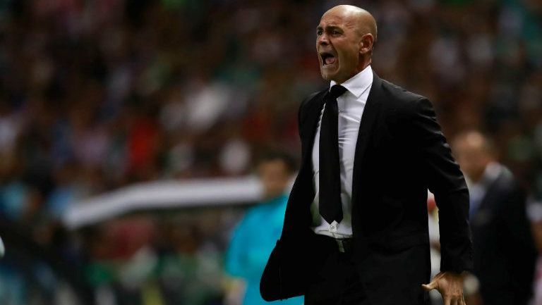 Jémez grita durante el partido frente a León