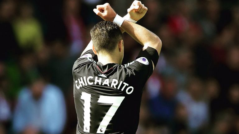 Javier Hernández festeja doblete contra Southampton