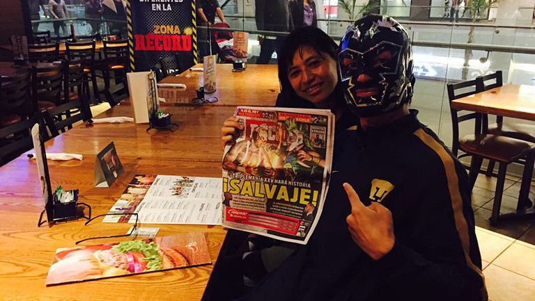 Los fans vivieron la emoción de Triplemania XXV gracias a Chili's y Récord