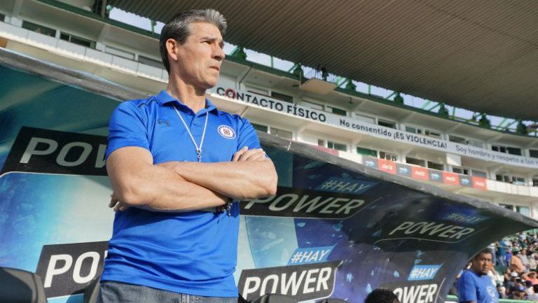 Yayo de la Torre, durante un partido con Cruz Azul