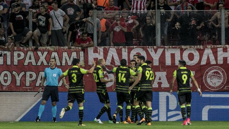 Sporting de Lisboa celebra la anotación de Doumbia 