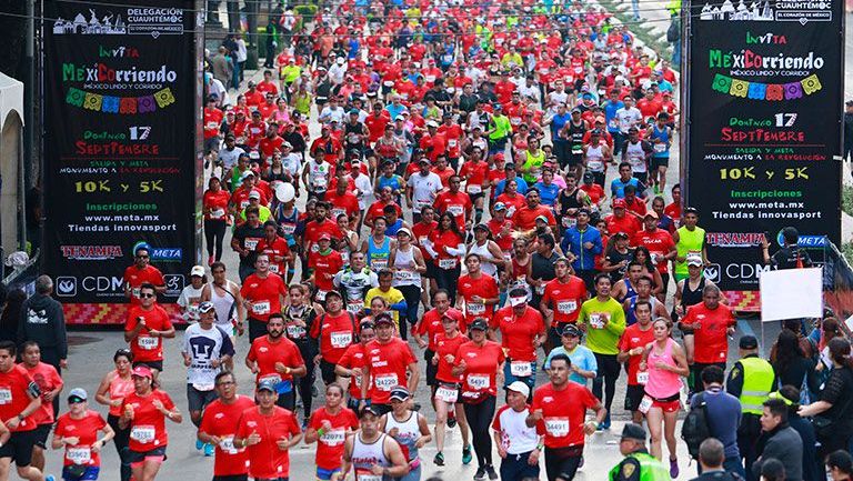 Los corredores que participaron en la edición 2017 del Maratón de la CDMX