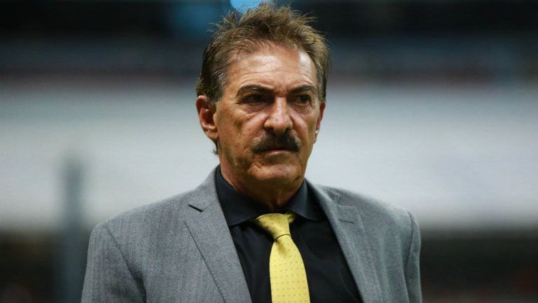 La Volpe, durante un juego con América 