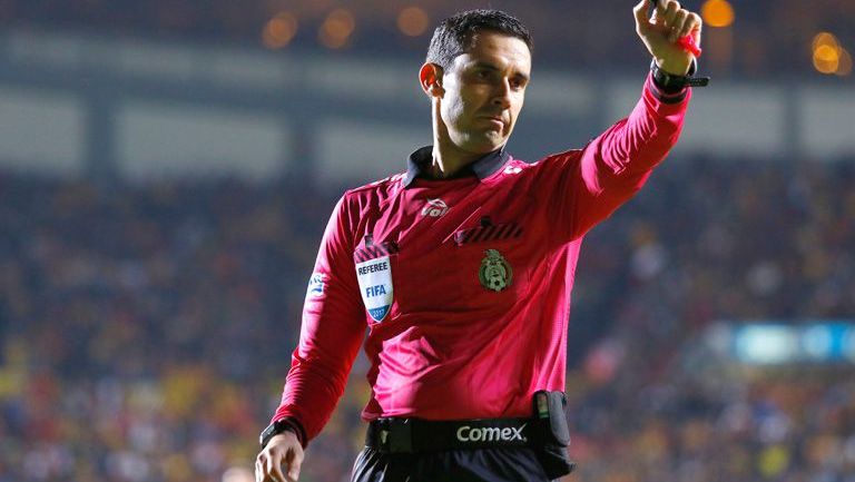 César Ramos Palazuelos, durante un juego de la Liga MX