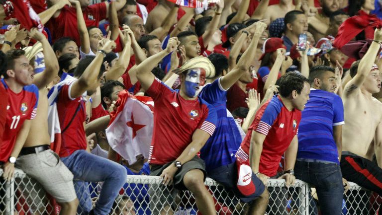 Aficionados de Panamá celebran la clasificación al Mundial 