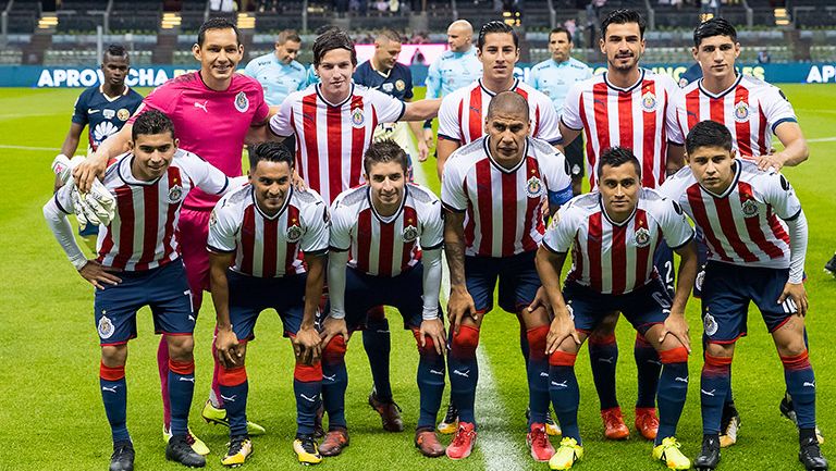 Futbolistas del Rebaño, antes del Clásico Nacional