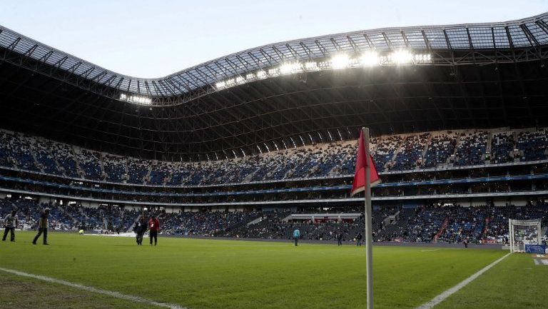 Tribuna del Estadio BBVA Bancomer, previo al Rayados vs América