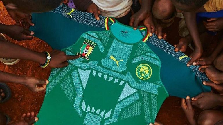 La nueva espectacular playera de Camerún
