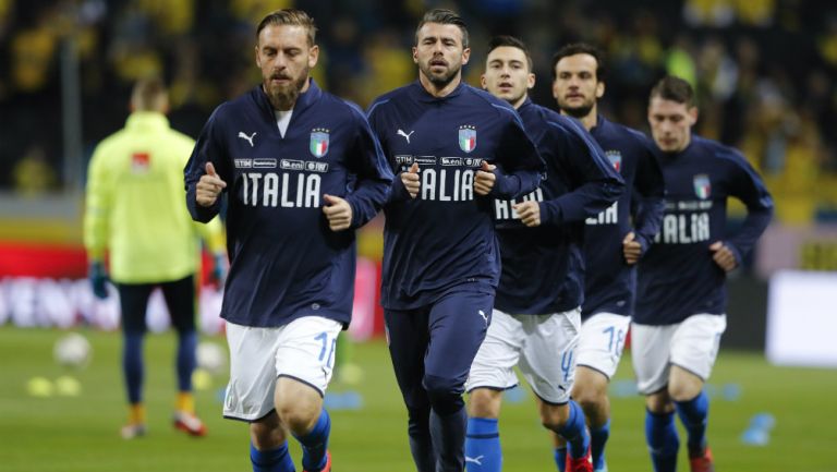 De Rossi calienta previo al juego contra Suecia