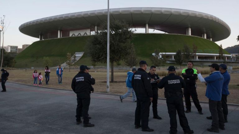 La policía estatal reforzó la seguridad en el Estadio Chivas