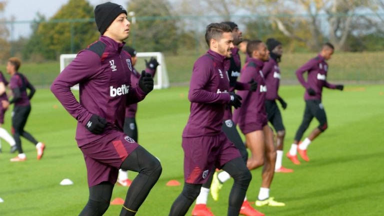 Chicharito entrena con el West Ham