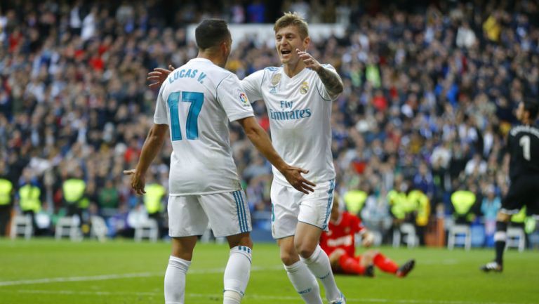 Kroos y Vazquez celebran gol con el Real Madrid