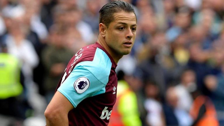 Javier Hernández, en acción con el West Ham