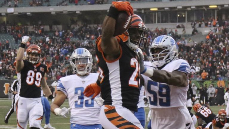 Giovani Bernard logra TD en el último minuto contra Lions