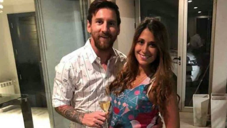 Lionel Messi y Antonella Roccuzzo, en la fiesta de Fin Año
