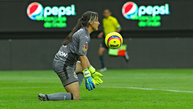 Blanca Félix, en un partido con Chivas