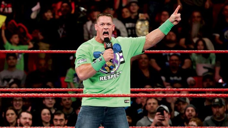 John Cena reta a Undertaker en Monday Night RAW