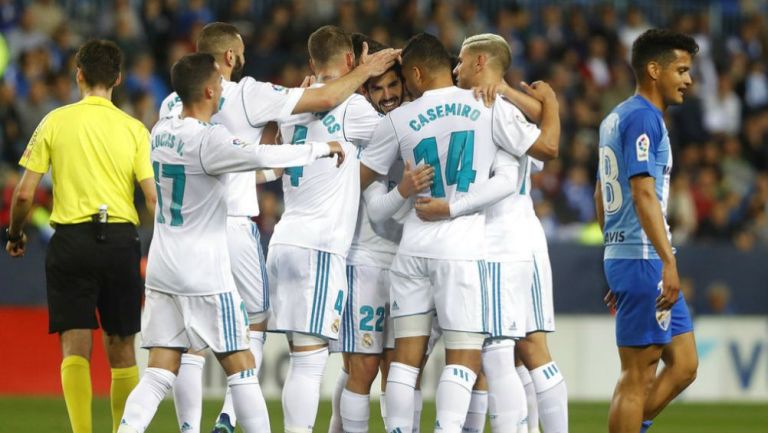 Real Madrid celebra gol contra el Málaga