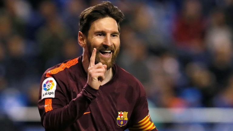 Messi celebra un gol con el Barcelona en el duelo contra La Coruña