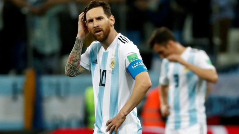 Lionel Messi se lamenta tras la derrota contra Croacia