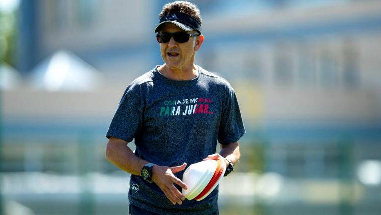 Osorio, en un entrenamiento con el Tri