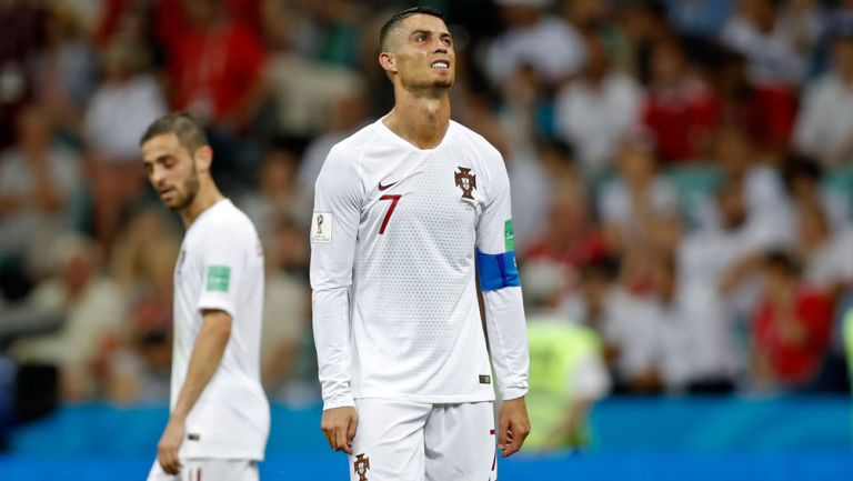 Cristiano Ronaldo se lamenta en un juego con Portugal