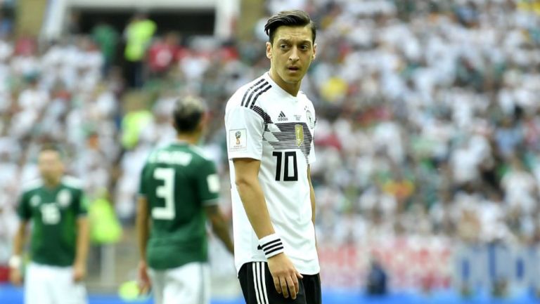Mesut Özil, durante el juego entre Alemania y México en Rusia 2018