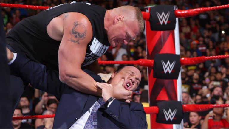 Brock Lesnar arremete contra Paul Heyman