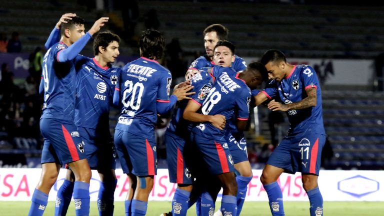 Monterrey festeja triunfo contra Lobos BUAP en la J6
