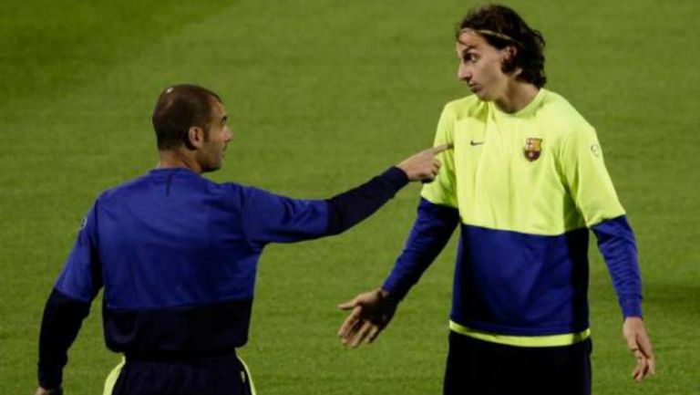 Guadriola y Zlatan durante un entrenamiento con el Barcelona