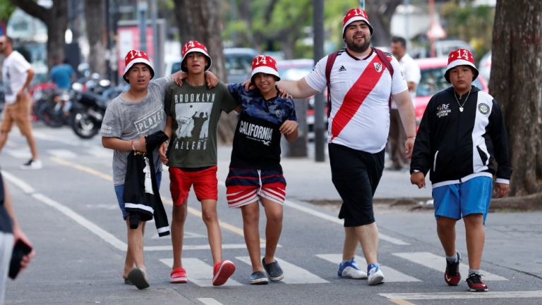 Aficionados de River Plate previo al Superclásico