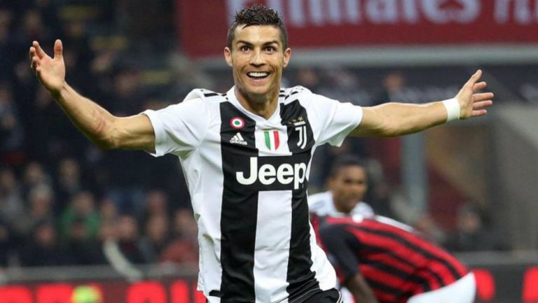 Cristiano festeja anotación con Juventus