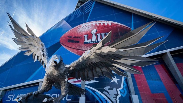 Mercedes Benz Stadium, decorado con motivos de los Pats