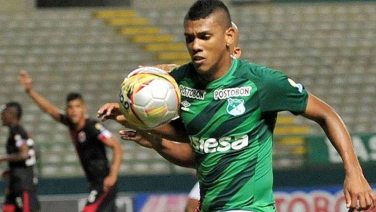 Angulo, en un partido con el Deportivo Cali 