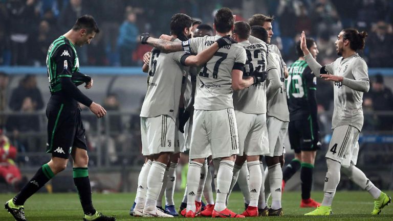 Juventus festeja victoria frente al Sassuolo 