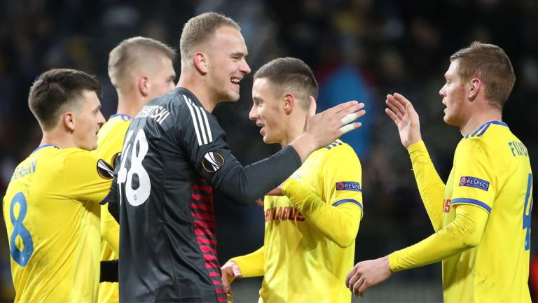 BATE Borisov festeja triunfo ante el Arsenal 