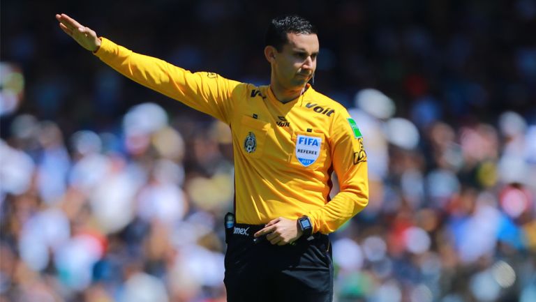 César Arturo Ramos, durante el Clásico Capitalino de la J7