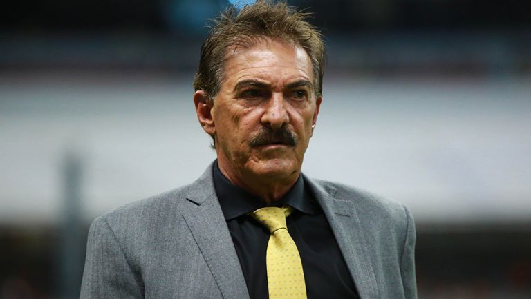 La Volpe, al terminar un partido