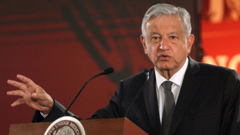 Andrés Manuel López Obrador habla en conferencia de prensa