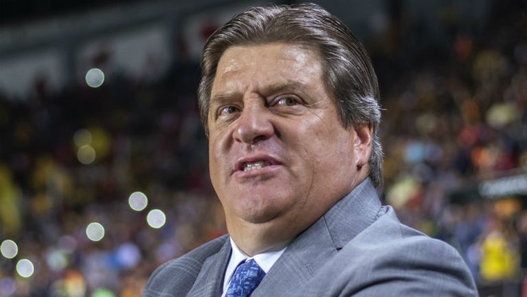 Miguel Herrera durante un juego del América