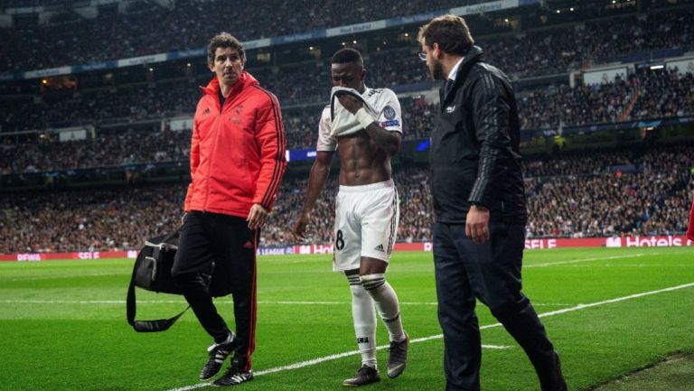 Vinicius Jr. sale llorando de la cancha del Santiago Bernabéu