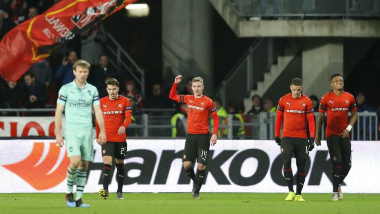 Rennes celebra anotación frente al Arsenal 