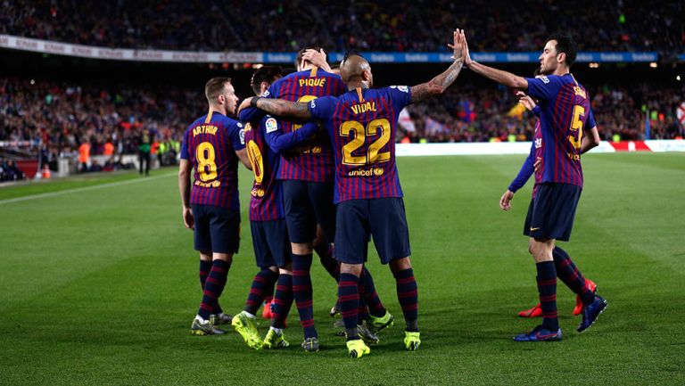 Jugadores del Barcelona festejando un gol 