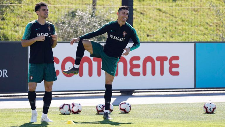 Cristiano Ronaldo en entrenamiento de Portugal