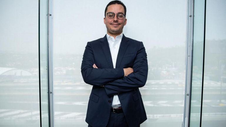 Rodrigo Dosal, director de Indeporte, posa para RÉCORD